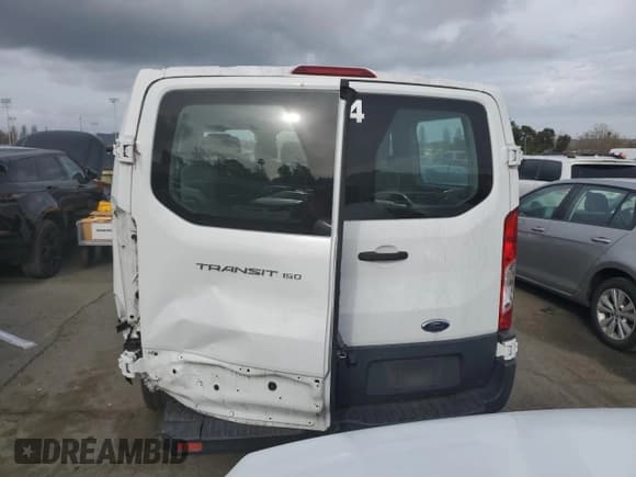 ✅ 2016 Ford Transit XLT • VIN: 1FMZK1ZM7GKA75186 • Lot: 47250074. Listed on Copart with 17,107 mi. Free auction sales archive from the USA and detailed vehicle history report at DreamBid. Image 6.