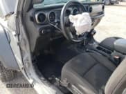 ✅ 2018 Jeep Wrangler Sport • VIN: 1C4GJXAG3JW281175 • Lot: 70660845. Listed on Copart with 114,822 mi. Free auction sales archive from the USA and detailed vehicle history report at DreamBid. Image 8.