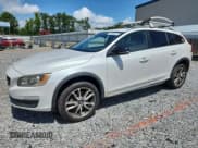 ✅ 2015 Volvo V60 T5 • VIN: YV4612HK4F1001189 • Лот: 65160625. Опубликован ранее на Copart с пробегом 195 495 миль. Бесплатный доступ к архиву аукционных продаж из США и подробный отчёт об истории автомобиля на DreamBid. Изображение 1.