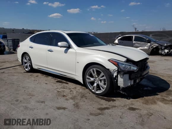 ✅ 2017 Infiniti Q70 3.7 • VIN: JN1BY1PP8HM170866 • Лот: 47077125. Опубликован ранее на Copart с пробегом 93 750 миль. Бесплатный доступ к архиву аукционных продаж из США и подробный отчёт об истории автомобиля на DreamBid. Изображение 4.
