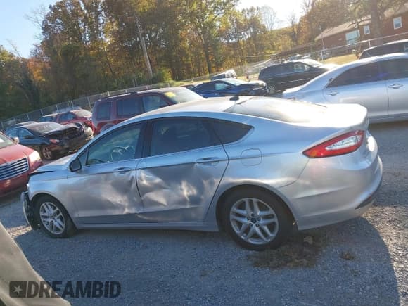 ✅ 2015 Ford Fusion SE • VIN: 1FA6P0H74F5124667 • Lot: 43537190. Listed on IAAI with 105,860 mi. Free auction sales archive from the USA and detailed vehicle history report at DreamBid. Image 15.