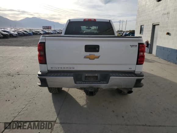 ✅ 2017 Chevrolet Silverado 2500HD LT • VIN: 1GC1KVEG3HF102838 • Лот: 90670405. Опубликован ранее на Copart с пробегом 117 870 миль. Бесплатный доступ к архиву аукционных продаж из США и подробный отчёт об истории автомобиля на DreamBid. Изображение 6.