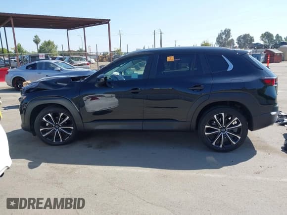 ✅ 2023 Mazda CX-50 Meridian Edition • VIN: 7MMVABXY1PN149136 • Lot: 42587764. Wystawiony na IAAI z przebiegiem 4 748 mil. Bezpłatny archiwum sprzedaży aukcyjnych z USA i szczegółowy raport historii pojazdu na DreamBid. Zdjęcie 15.