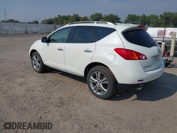 ✅ 2009 Nissan Murano S • VIN: JN8AZ18W59W112803 • Lot: 43301858. Listed on IAAI with 172,186 mi. Free auction sales archive from the USA and detailed vehicle history report at DreamBid. Image 3.