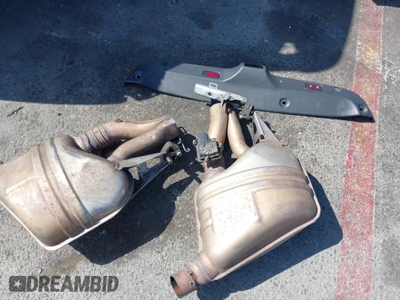 ✅ 2020 Mercedes-Benz CLS 53 S AMG • VIN: WDD2J6BB9LA049676 • Lot: 42510549. Listed on IAAI with 85,952 mi. Free auction sales archive from the USA and detailed vehicle history report at DreamBid. Image 12.