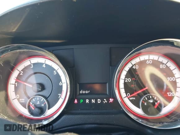 ✅ 2014 Dodge Grand Caravan SXT • VIN: 2C4RDGCG8ER140727 • Lot: 43370708. Listed on IAAI with 82,629 mi. Free auction sales archive from the USA and detailed vehicle history report at DreamBid. Image 7.