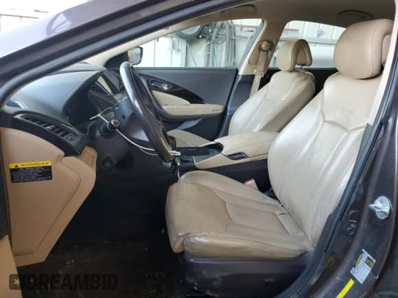 2016 Hyundai Azera с VIN KMHFG4JGXGA521610, выставлен на аукционе Copart как лот 46459445 с пробегом 114 445 миль миль и Списание • Salvage title. История ставок и продаж доступна на DreamBid. Изображение 7.