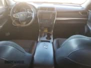 ✅ 2015 Toyota Camry XSE • VIN: 4T1BF1FKXFU010098 • Lot: 90137285. Wystawiony na Copart z przebiegiem 103 488 mil. Bezpłatny archiwum sprzedaży aukcyjnych z USA i szczegółowy raport historii pojazdu na DreamBid. Zdjęcie 8.