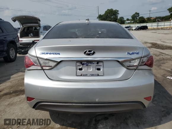✅ 2011 Hyundai Sonata Hybrid • VIN: KMHEC4A47BA004044 • Lot: 64796014. Listed on Copart with 122,110 mi. Free auction sales archive from the USA and detailed vehicle history report at DreamBid. Image 6.