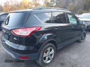 ✅ 2013 Ford Escape SE • VIN: 1FMCU9G90DUC80409 • Лот: 43355611. Опубликован ранее на IAAI с пробегом 207 836 миль. Бесплатный доступ к архиву аукционных продаж из США и подробный отчёт об истории автомобиля на DreamBid. Изображение 4.