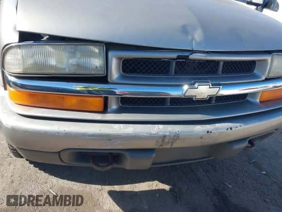 2000 Chevrolet S-10 LS с VIN 1GCDT19W1YK191711, выставлен на аукционе IAAI как лот 43329054 с пробегом 180 643 миль миль и . История ставок и продаж доступна на DreamBid. Изображение 6.