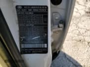 ✅ 2008 Land Rover LR2 SE • VIN: SALFS24N28H041130 • Lot: 81870595. Wystawiony na Copart z przebiegiem 149 526 mil. Bezpłatny archiwum sprzedaży aukcyjnych z USA i szczegółowy raport historii pojazdu na DreamBid. Zdjęcie 13.