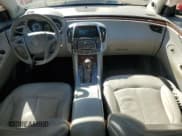 ✅ 2011 Buick LaCrosse CXL • VIN: 1G4GC5ED1BF170927 • Lot: 91183845. Wystawiony na Copart z przebiegiem 219 771 mil. Bezpłatny archiwum sprzedaży aukcyjnych z USA i szczegółowy raport historii pojazdu na DreamBid. Zdjęcie 8.