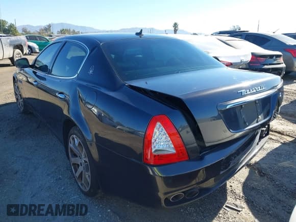 ✅ 2009 Maserati Quattroporte • VIN: ZAMJK39A890044705 • Lot: 41656441. Listed on IAAI with 131,776 mi. Free auction sales archive from the USA and detailed vehicle history report at DreamBid. Image 3.