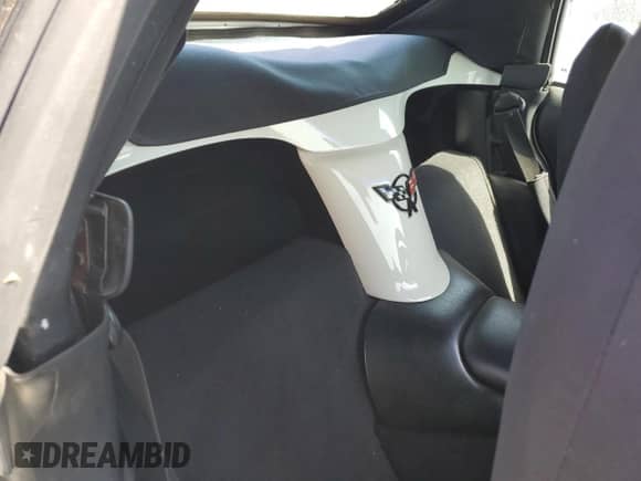 2002 Chevrolet Corvette z VIN 1G1YY32G425126965, wystawiony jako Copart lot #75552964 z przebiegiem Nie podano mil oraz Szkoda całkowita • Salvage title. Historia ofert i sprzedaży dostępna na DreamBid. Obrazek 10.