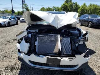 ✅ 2020 Hyundai Santa Fe Limited • VIN: 5NMS5CAA9LH261179 • Lot: 60977274. Wystawiony na Copart z przebiegiem 23 132 mil. Bezpłatny archiwum sprzedaży aukcyjnych z USA i szczegółowy raport historii pojazdu na DreamBid. Zdjęcie 5.