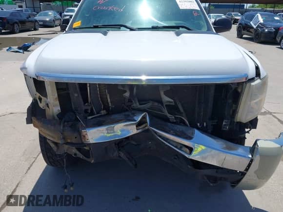 ✅ 2013 Chevrolet Silverado 2500HD Work Truck • VIN: 1GC2KVCG7DZ269218 • Lot: 42392002. Wystawiony na IAAI z przebiegiem 357 324 mil. Bezpłatny archiwum sprzedaży aukcyjnych z USA i szczegółowy raport historii pojazdu na DreamBid. Zdjęcie 20.