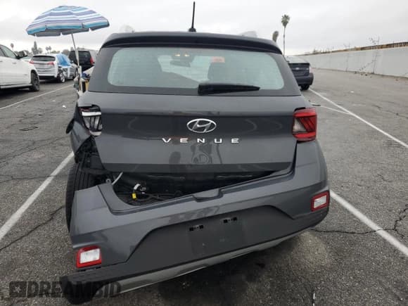 ✅ 2023 Hyundai Venue SEL • VIN: KMHRC8A39PU251474 • Lot: 44195395. Listed on Copart with 37,888 mi. Free auction sales archive from the USA and detailed vehicle history report at DreamBid. Image 6.