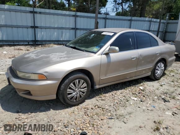 ✅ 2000 Mitsubishi Galant ES • VIN: 4A3AA46G1YE023862 • Lot: 61449105. Wystawiony na Copart z przebiegiem 206 364 mil. Bezpłatny archiwum sprzedaży aukcyjnych z USA i szczegółowy raport historii pojazdu na DreamBid. Zdjęcie 1.