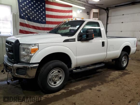 ✅ 2015 Ford F-350 XL • VIN: 1FTBF3B69FEB26198 • Lot: 49160635. Wystawiony na Copart z przebiegiem 23 746 mil. Bezpłatny archiwum sprzedaży aukcyjnych z USA i szczegółowy raport historii pojazdu na DreamBid. Zdjęcie 1.