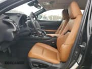 ✅ 2021 Lexus UX 250h • VIN: JTHP9JBH5M2042721 • Lot: 89703115. Wystawiony na Copart z przebiegiem 34 798 mil. Bezpłatny archiwum sprzedaży aukcyjnych z USA i szczegółowy raport historii pojazdu na DreamBid. Zdjęcie 7.