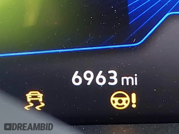 ✅ 2025 Volkswagen Jetta SE • VIN: 3VW7X7BU0SM053541 • Lot: 43116400. Wystawiony na IAAI z przebiegiem 6 963 mil. Bezpłatny archiwum sprzedaży aukcyjnych z USA i szczegółowy raport historii pojazdu na DreamBid. Zdjęcie 15.