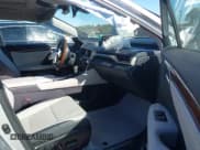 ✅ 2017 Lexus RX 350 • VIN: 2T2ZZMCA0HC041878 • Lot: 43657329. Wystawiony na IAAI z przebiegiem 56 815 mil. Bezpłatny archiwum sprzedaży aukcyjnych z USA i szczegółowy raport historii pojazdu na DreamBid. Zdjęcie 5.