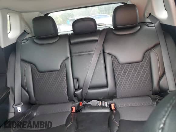 2019 Jeep Compass Latitude с VIN 3C4NJDBB9KT647351, выставлен на аукционе Copart как лот 85496025 с пробегом 46 840 миль миль и Списание • Salvage title. История ставок и продаж доступна на DreamBid. Изображение 10.