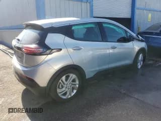 ✅ 2023 Chevrolet Bolt EV 1LT • VIN: 1G1FW6S04P4193676 • Lot: 58522484. Wystawiony na Copart z przebiegiem 9 786 mil. Bezpłatny archiwum sprzedaży aukcyjnych z USA i szczegółowy raport historii pojazdu na DreamBid. Zdjęcie 3.