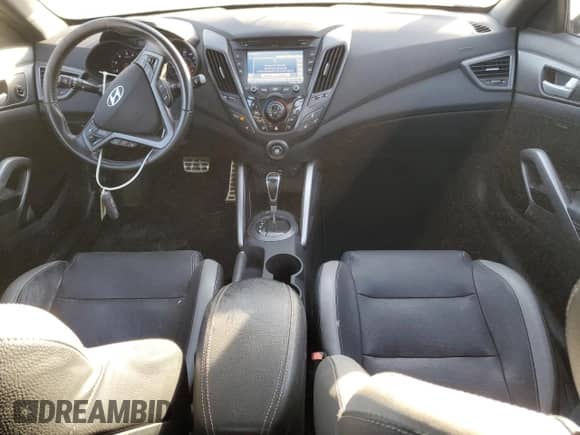 ✅ 2016 Hyundai Veloster Turbo • VIN: KMHTC6AE0GU288554 • Lot: 91095185. Listed on Copart with 120,560 mi miles. Access the free auction sales archive from the USA and view a detailed vehicle history report at DreamBid. Image 8.