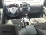 ✅ 2015 Nissan Frontier SV • VIN: 1N6AD0CU1FN718219 • Lot: 68596385. Wystawiony na Copart z przebiegiem 113 894 mil. Bezpłatny archiwum sprzedaży aukcyjnych z USA i szczegółowy raport historii pojazdu na DreamBid. Zdjęcie 8.