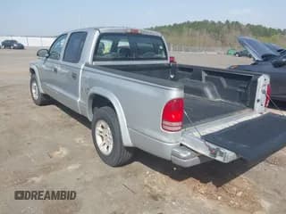 ✅ 2003 Dodge Dakota SLT • VIN: 1D7HL48N83S236590 • Lot: 41796103. Wystawiony na IAAI z przebiegiem 221 667 mil. Bezpłatny archiwum sprzedaży aukcyjnych z USA i szczegółowy raport historii pojazdu na DreamBid. Zdjęcie 3.