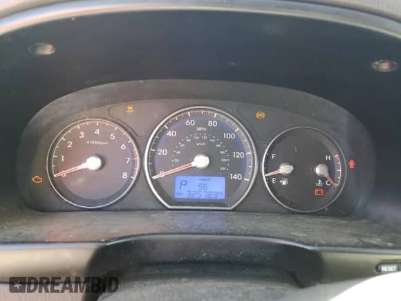 2011 Hyundai Santa Fe GLS с VIN 5XYZG3AB9BG034908, выставлен на аукционе Copart как лот 76617474 с пробегом 325 789 миль миль и Чистый • Clean title. История ставок и продаж доступна на DreamBid. Изображение 9.