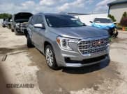 ✅ 2023 GMC Terrain Denali • VIN: 3GKALXEGXPL143873 • Lot: 71802095. Wystawiony na Copart z przebiegiem 67 945 mil. Bezpłatny archiwum sprzedaży aukcyjnych z USA i szczegółowy raport historii pojazdu na DreamBid. Zdjęcie 14.