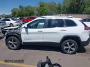 ✅ 2019 Jeep Cherokee Limited • VIN: 1C4PJLDX1KD111513 • Лот: 42352069. Опубликован ранее на IAAI с пробегом 40 543 миль. Бесплатный доступ к архиву аукционных продаж из США и подробный отчёт об истории автомобиля на DreamBid. Изображение 15.