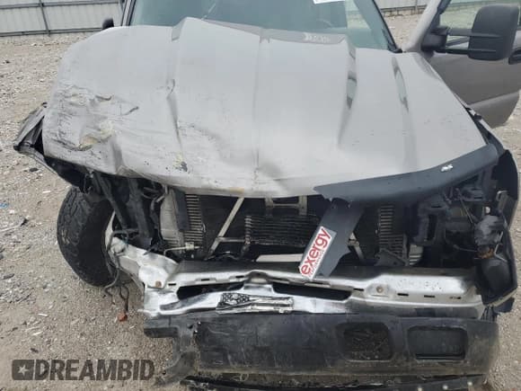 ✅ 2003 Chevrolet Silverado 2500HD LT • VIN: 1GCHK29193E284840 • Lot: 83631644. Wystawiony na Copart z przebiegiem 323 035 mil. Bezpłatny archiwum sprzedaży aukcyjnych z USA i szczegółowy raport historii pojazdu na DreamBid. Zdjęcie 11.