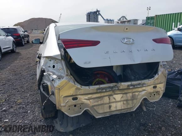 ✅ 2019 Hyundai Elantra SE • VIN: KMHD74LF5KU850413 • Лот: 43343657. Опубликован ранее на IAAI с пробегом 45 375 миль. Бесплатный доступ к архиву аукционных продаж из США и подробный отчёт об истории автомобиля на DreamBid. Изображение 6.