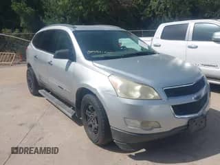 2009 Chevrolet Traverse LS z VIN 1GNER13D99S114300, wystawiony jako IAAI lot #42773329 z przebiegiem 179 551 mil mil oraz . Historia ofert i sprzedaży dostępna na DreamBid. Obrazek 1.