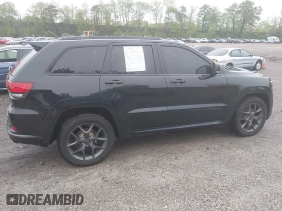 ✅ 2020 Jeep Grand Cherokee Limited • VIN: 1C4RJFBG0LC385080 • Lot: 42162766. Wystawiony na IAAI z przebiegiem 42 413 mil. Bezpłatny archiwum sprzedaży aukcyjnych z USA i szczegółowy raport historii pojazdu na DreamBid. Zdjęcie 13.