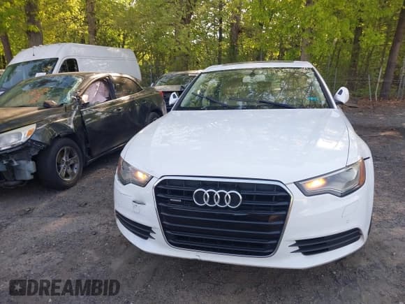 ✅ 2014 Audi A6 Premium Plus • VIN: WAUFGAFC4EN161763 • Lot: 42060821. Listed on IAAI with 105,603 mi. Free auction sales archive from the USA and detailed vehicle history report at DreamBid. Image 12.