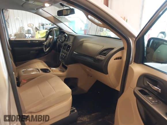 ✅ 2014 Dodge Grand Caravan SXT • VIN: 2C4RDGCG2ER105598 • Lot: 42648383. Listed on IAAI with 103,238 mi. Free auction sales archive from the USA and detailed vehicle history report at DreamBid. Image 5.