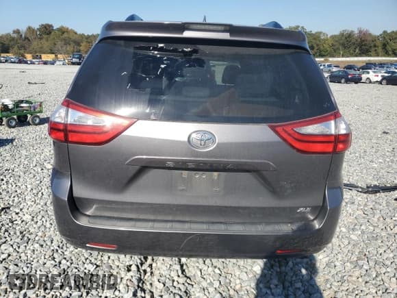 ✅ 2018 Toyota Sienna XLE • VIN: 5TDYZ3DC2JS914389 • Lot: 91562045. Listed on Copart with 128,765 mi. Free auction sales archive from the USA and detailed vehicle history report at DreamBid. Image 6.