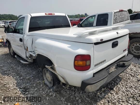 2002 GMC Sierra 1500 with VIN 1GTEC14W72Z334848, listed as a Copart auction lot 59733325 with 213,155 mi miles and Salvage title. Bid and sale history available at DreamBid. Image 2.