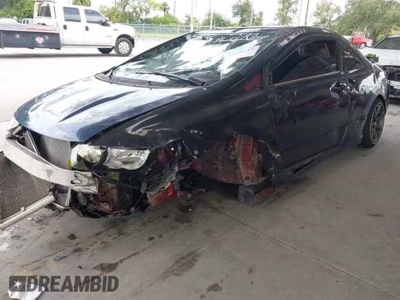 ✅ 2006 Honda Civic Si • VIN: 2HGFG21586H707445 • Lot: 43250181. Wystawiony na IAAI z przebiegiem 181 852 mil. Bezpłatny archiwum sprzedaży aukcyjnych z USA i szczegółowy raport historii pojazdu na DreamBid. Zdjęcie 2.