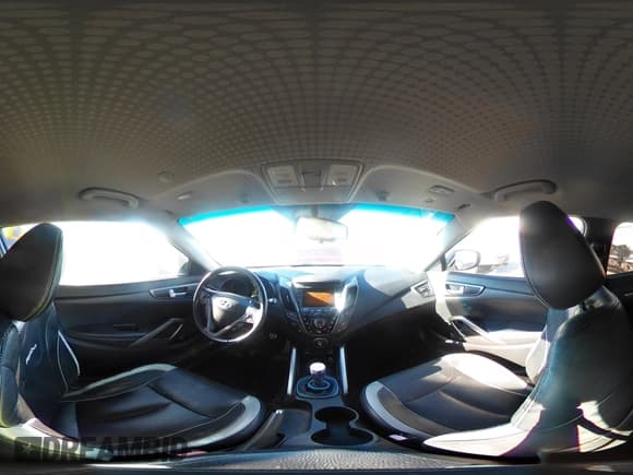 ✅ 2013 Hyundai Veloster Turbo • VIN: KMHTC6AE5DU100526 • Lot: 43467776. Listed on IAAI with 129,760 mi. Free auction sales archive from the USA and detailed vehicle history report at DreamBid. Image 18.