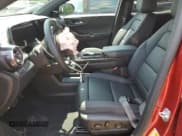 ✅ 2025 Chevrolet Equinox AWD LT • VIN: 3GNAXPEG2SL265370 • Lot: 63783925. Wystawiony na Copart z przebiegiem 286 mil. Bezpłatny archiwum sprzedaży aukcyjnych z USA i szczegółowy raport historii pojazdu na DreamBid. Zdjęcie 7.