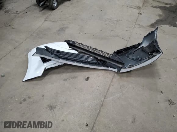 ✅ 2018 Hyundai Ioniq Blue • VIN: KMHC65LC6JU073006 • Lot: 83090224. Wystawiony na Copart z przebiegiem 116 175 mil. Bezpłatny archiwum sprzedaży aukcyjnych z USA i szczegółowy raport historii pojazdu na DreamBid. Zdjęcie 12.