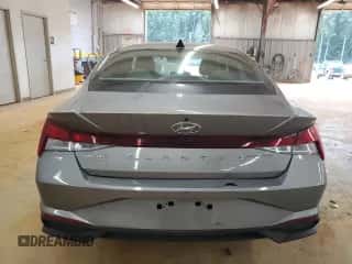 2022 Hyundai Elantra SE with VIN KMHLL4AG1NU337778, listed as a Copart auction lot 81198075 with 45,580 mi miles and Salvage title. Bid and sale history available at DreamBid. Image 6.