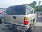 ✅ 2001 Chevrolet Suburban LT • VIN: 3GNGK26G81G243391 • Lot: 42546624. Listed on IAAI with 295,585 mi. Free auction sales archive from the USA and detailed vehicle history report at DreamBid. Image 4.