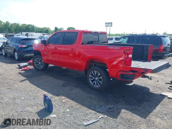 ✅ 2021 Chevrolet Silverado 1500 RST • VIN: 3GCUYEET3MG176410 • Лот: 42119458. Опубликован ранее на IAAI с пробегом 106 132 миль. Бесплатный доступ к архиву аукционных продаж из США и подробный отчёт об истории автомобиля на DreamBid. Изображение 3.